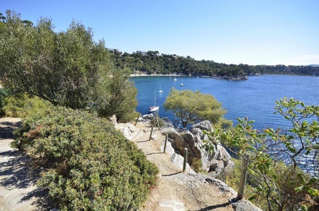 Studio Equipe-Climatise Avec Balcon Au Mourillon A 20M De La Plage Toulon Exterior photo
